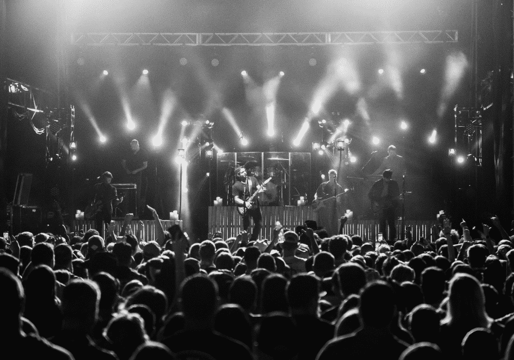 NUTTY BROWN CAFÉ & AMPHITHEATER