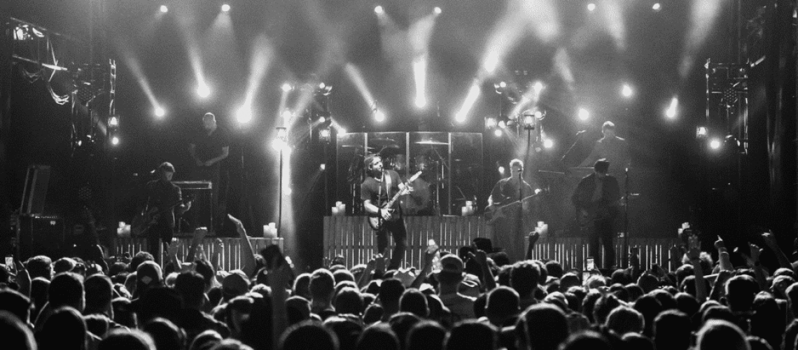 NUTTY BROWN CAFÉ & AMPHITHEATER